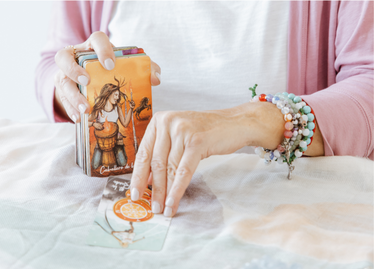 Lee más sobre el artículo El Tarot Business: Herramienta de Transformación en tu Negocio